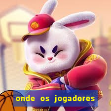 onde os jogadores do corinthians moram