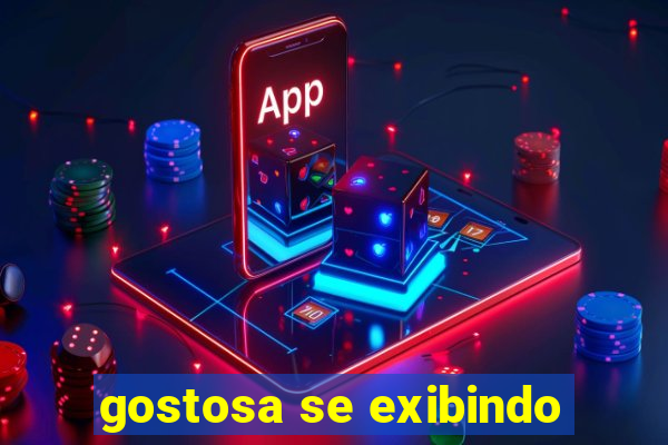 gostosa se exibindo